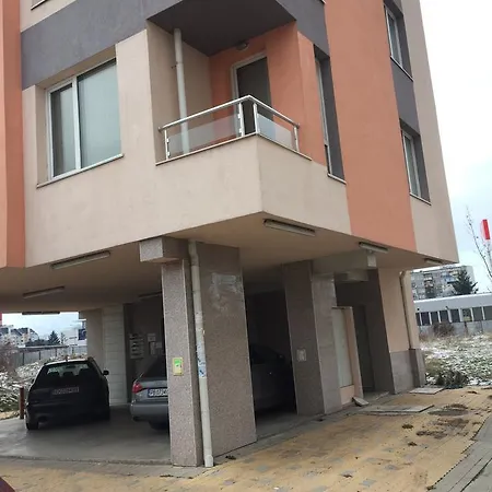 Happy Mladost Apartment