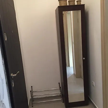 Apartment Happy Mladost